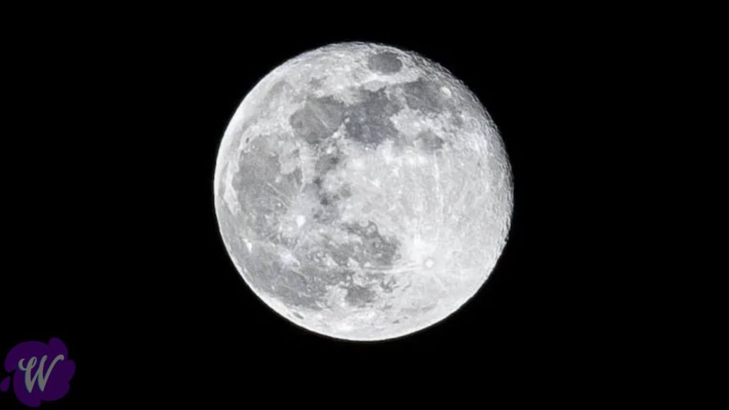 Can't Sleep Full Moon Spiritual Meaning?